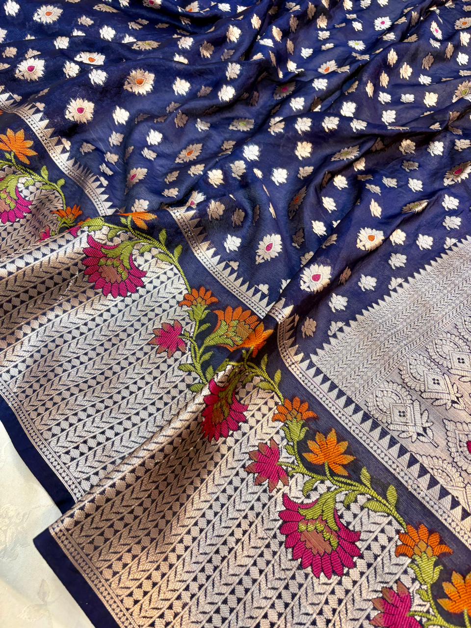 Beautiful Banarasi Saree in Soft Silk Fabric